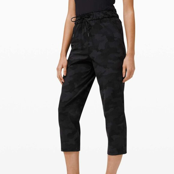 Lululemon Stretch High Rise Crop 23", Heritage 365 Camo Deep Coal Multi,… - Picture 2 of 10